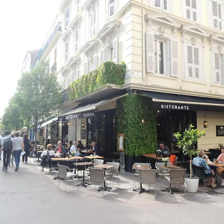 Fabulous Family 2br - Prime Location, Walk To & Shopping - Totolulu Yellow Corner * Cannes